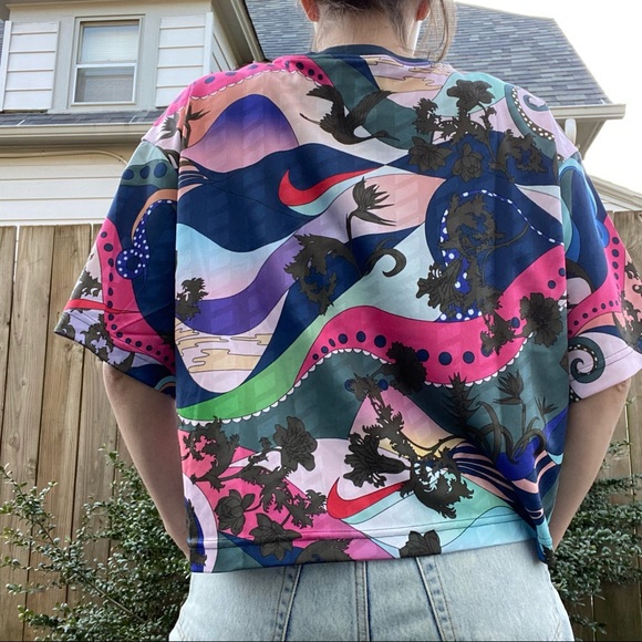 Nike Boxy Patterned Tee - Picture 2 of 4
